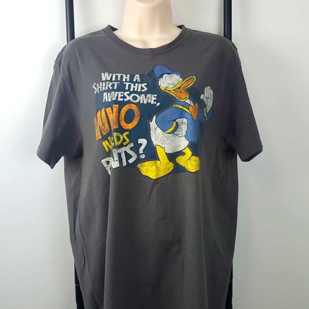 Donald Duck T-shirt Top Disneyland Short Sleeve Graphic Men Cotton Size L